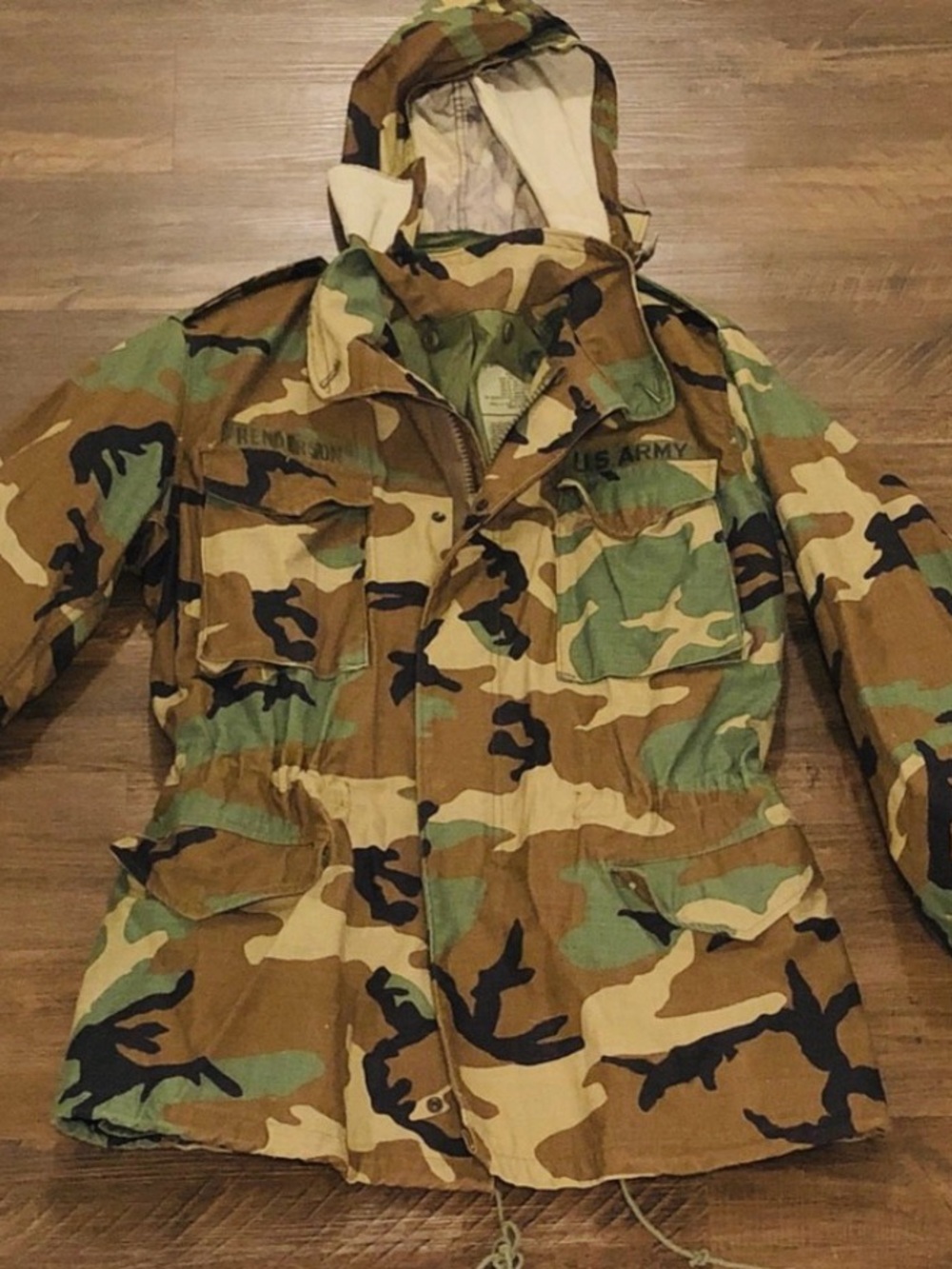 Vintage US Army Woodland Camo Cold Weather Field Jacket Men size Med Long